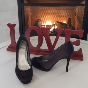 Stuart Weitzman Black satin pumps sz 6